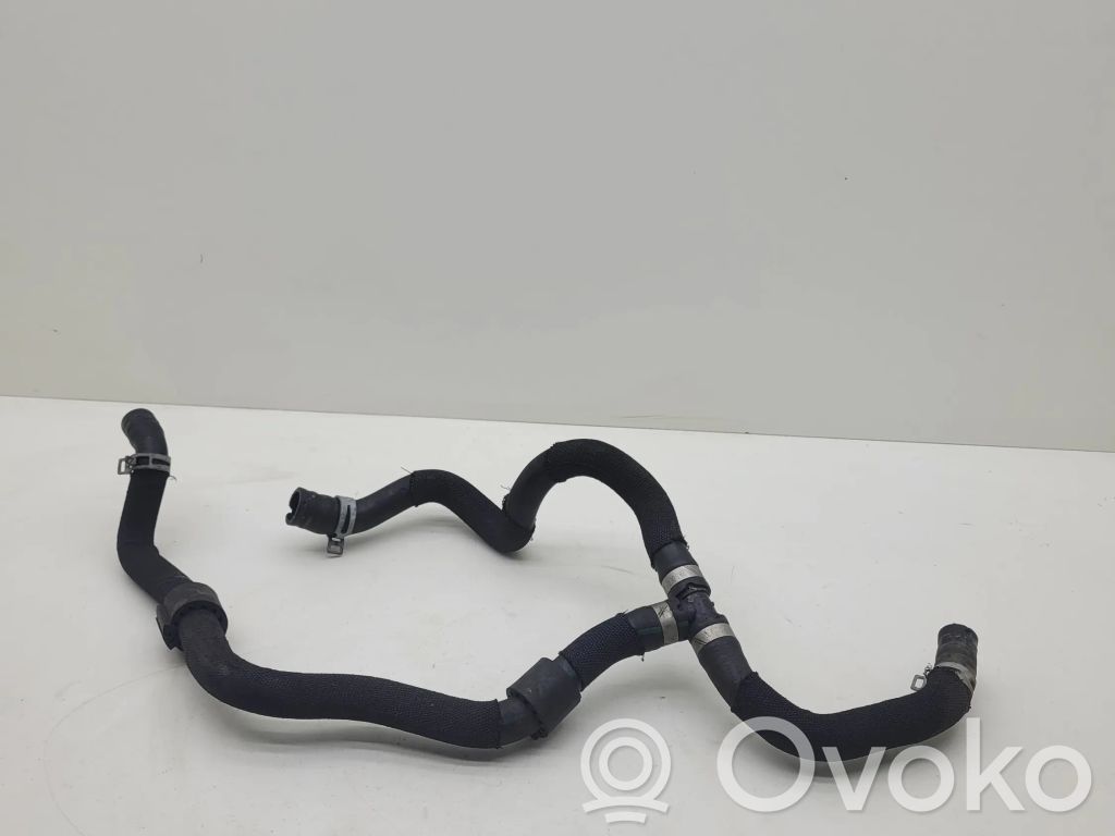 Volvo V40 Engine coolant pipe/hose 