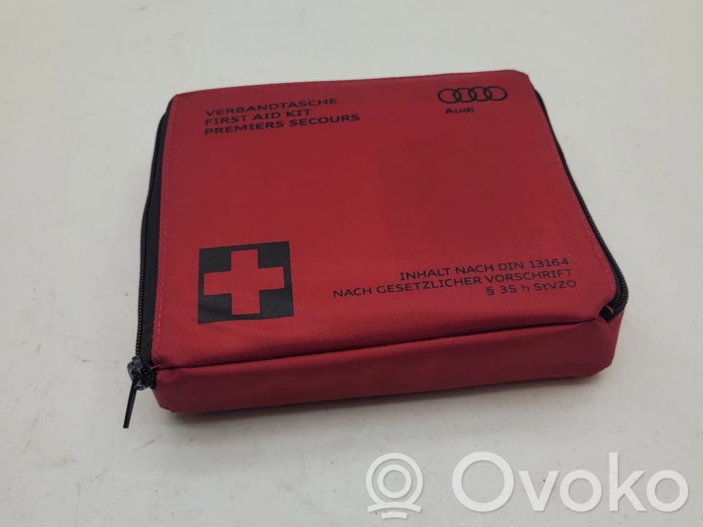 Audi A6 S6 C7 4G First aid kit 