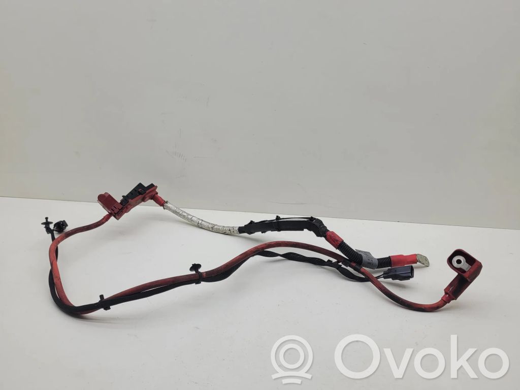 Jaguar XE Cablu cu bornă pozitivă (baterie) 