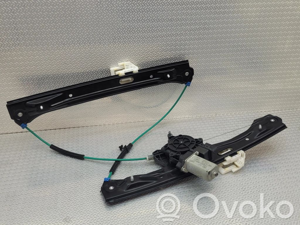 BMW 1 F20 F21 Front door window regulator with motor 