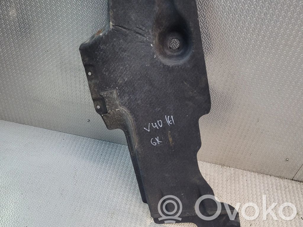 Volvo V40 Osłona tylna podwozia 