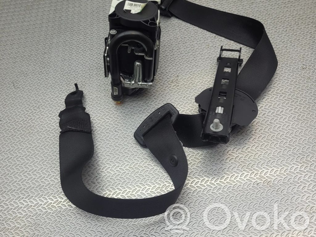 Mercedes-Benz E W212 Ceinture de sécurité avant 