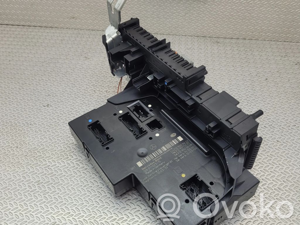 Mercedes-Benz E W212 Fuse box set 