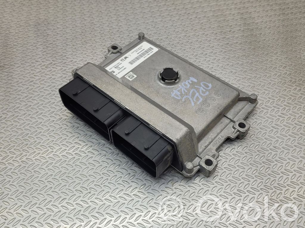 Opel Mokka B Engine control unit/module 