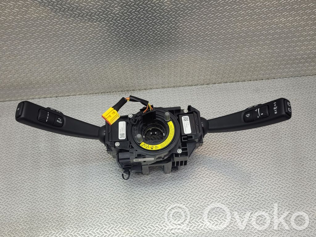 Volvo V40 Cross country Wiper turn signal indicator stalk/switch 