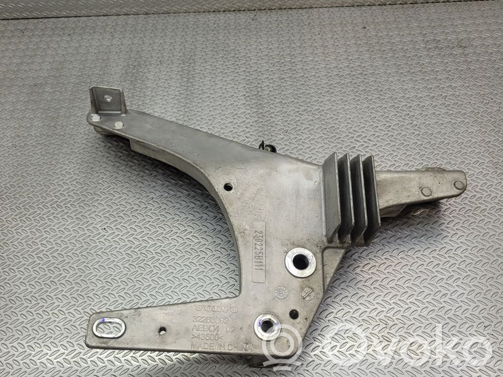 Polestar 2 Hybrid/electric vehicle battery bracket 