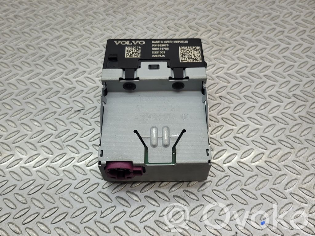 Enchufe conector USB   P31682676
