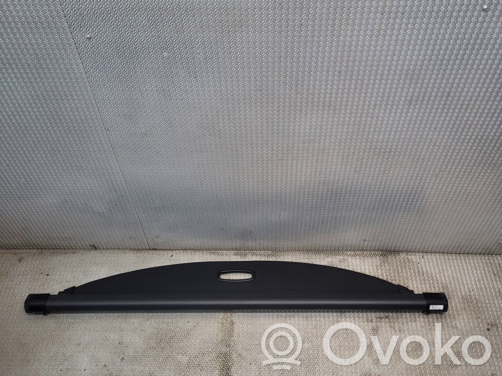 KIA Niro Tavarahyllyn kansi 