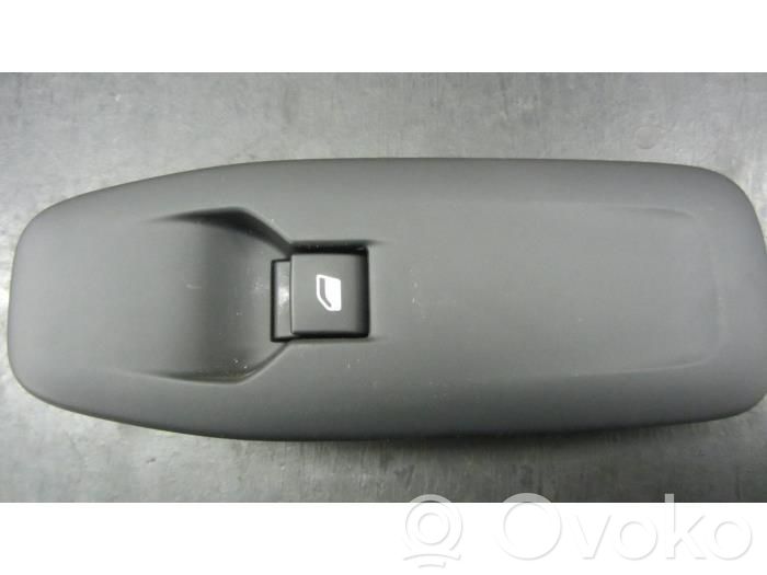 Peugeot 208 I Przyciski szyb 