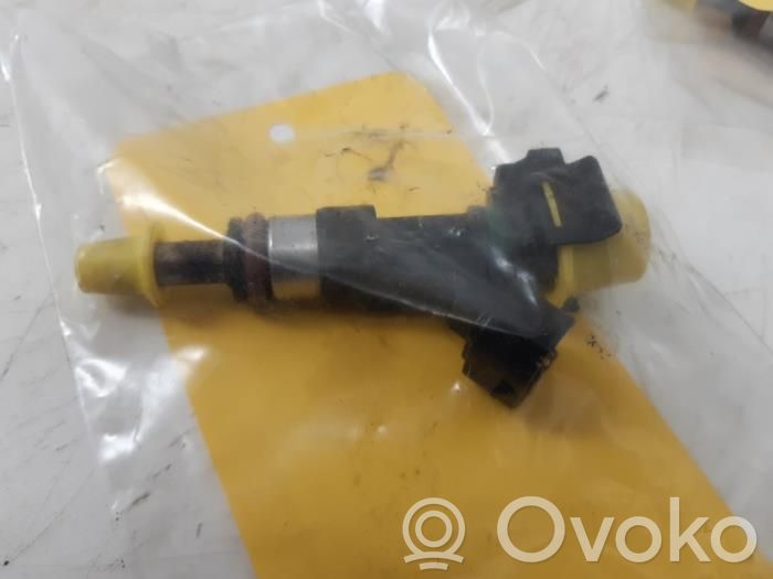 Renault Clio IV Inyector de combustible 