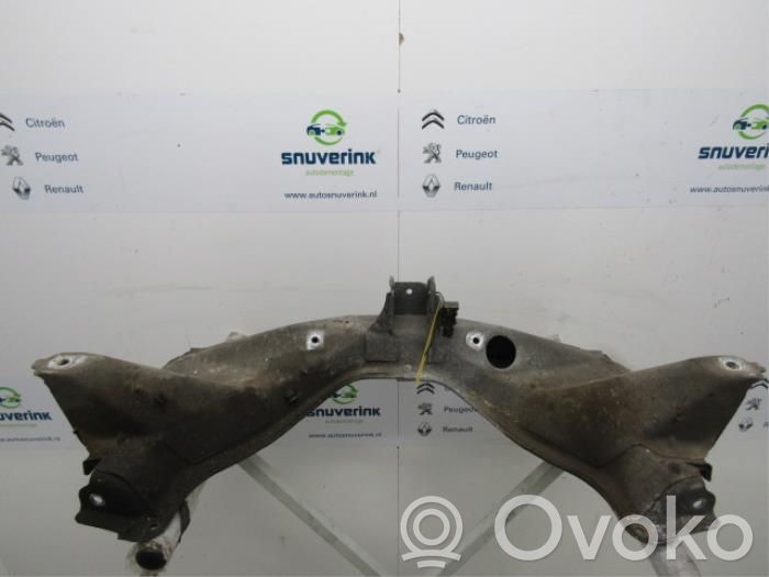 Renault Twingo I Rama pomocnicza przednia 