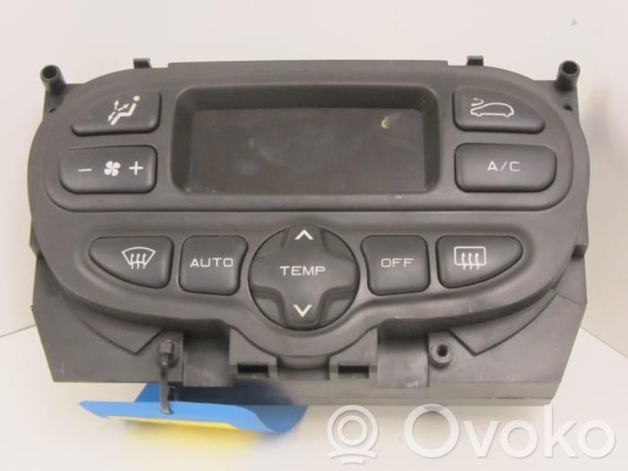 Peugeot 206 Climate control unit 