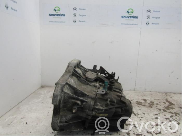 Renault Espace IV Manual 5 speed gearbox 