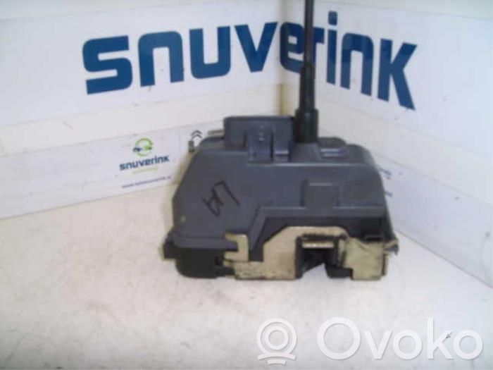 Renault Espace IV Takaoven lukko 