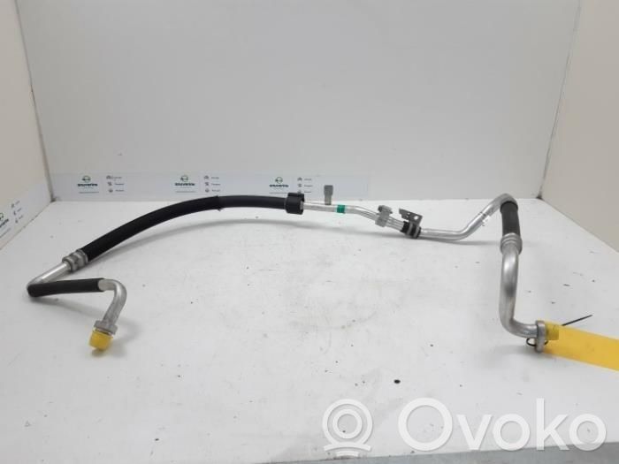 Renault Captur Ilmastointilaitteen putki (A/C) 
