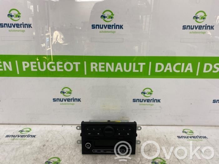 Renault Twingo III Unitate principală radio/CD/DVD/GPS 