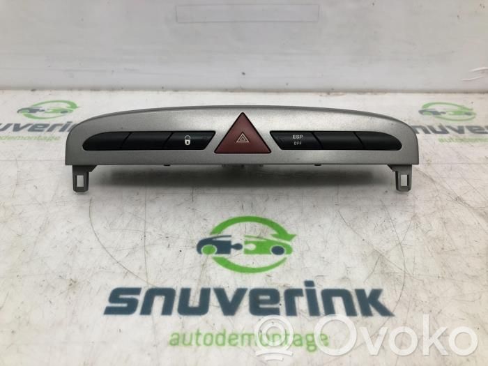 Peugeot 308 Interruttore luci di emergenza 