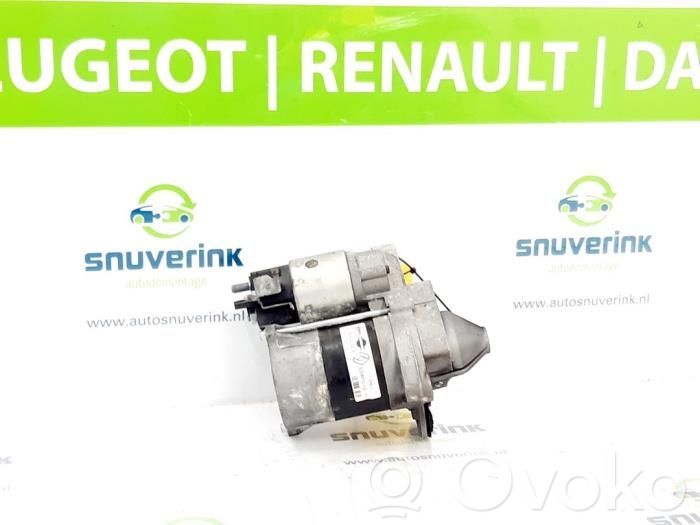 Renault Clio IV Rozrusznik 