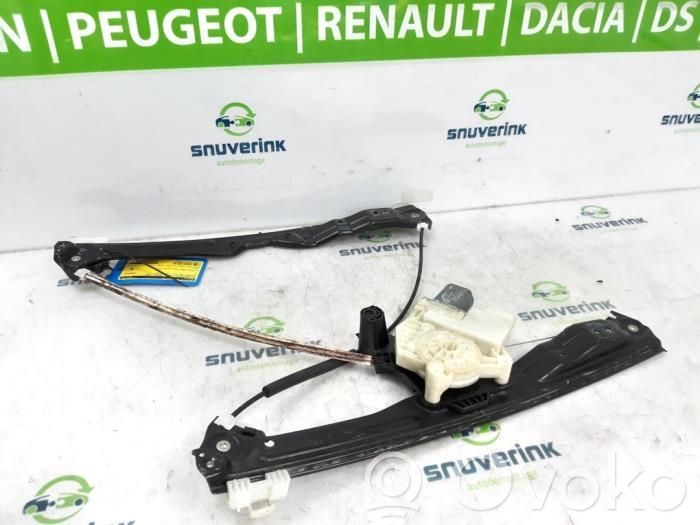 Peugeot 308 Meccanismo di sollevamento del finestrino anteriore senza motorino