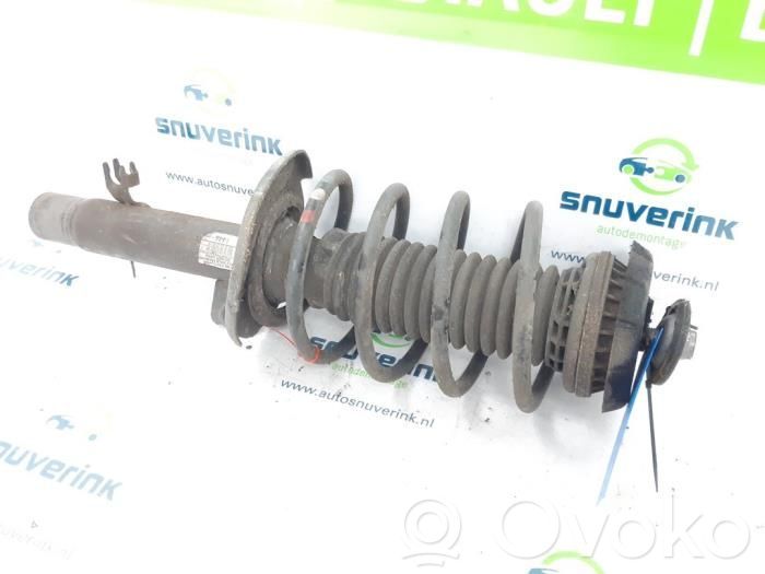 Peugeot 208 I Front shock absorber/damper 