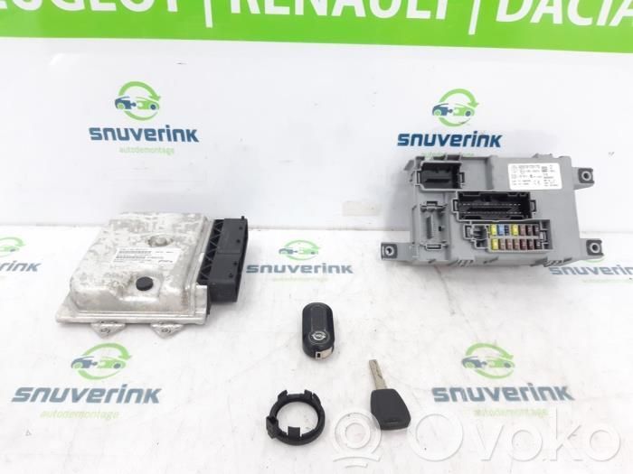 Opel Combo D Engine control unit/module 