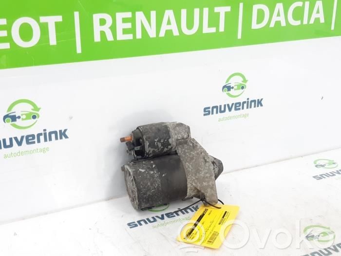 Renault Twingo II Starteris 
