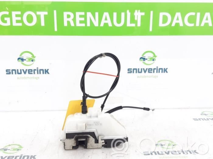 Renault Twingo II Etuoven lukko 