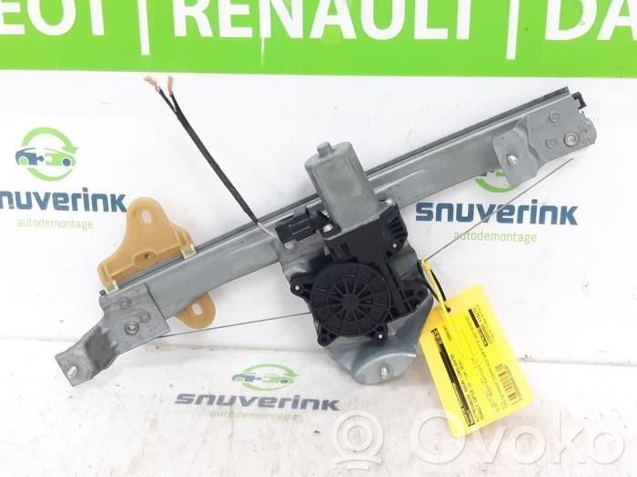 Renault Captur Meccanismo di sollevamento del finestrino posteriore senza motorino