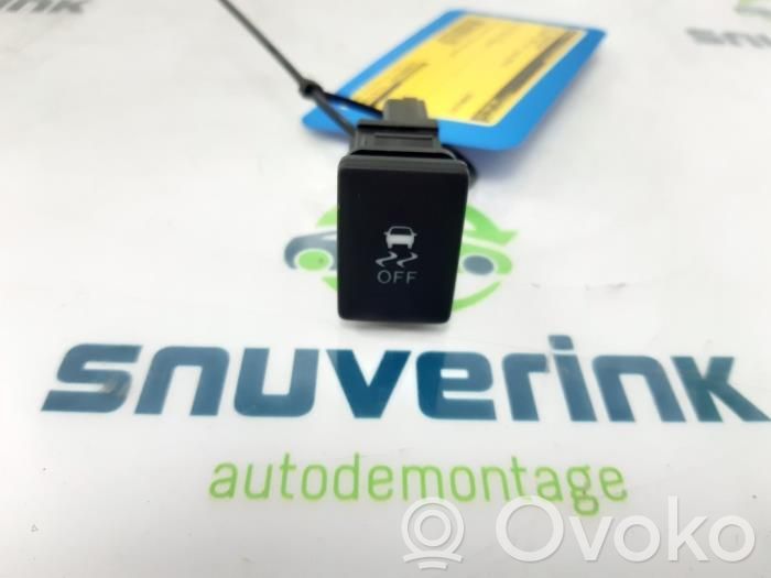 ESP (stability program) switch   B000966680