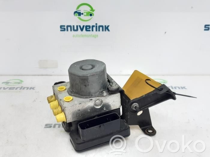 Renault Twingo III ABS-pumppu 