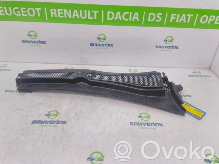 Peugeot 208 I Podszybie przednie 