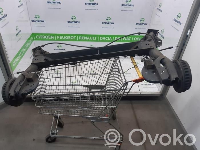 Dacia Dokker Belka osi tylnej 