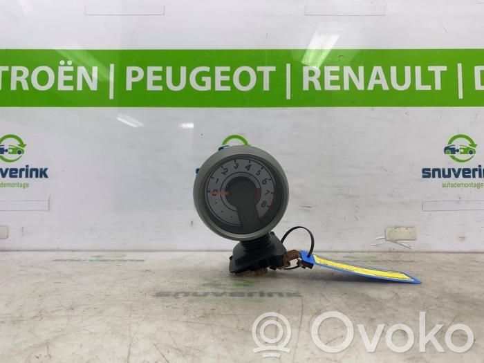 Peugeot 107 Tacómetro 