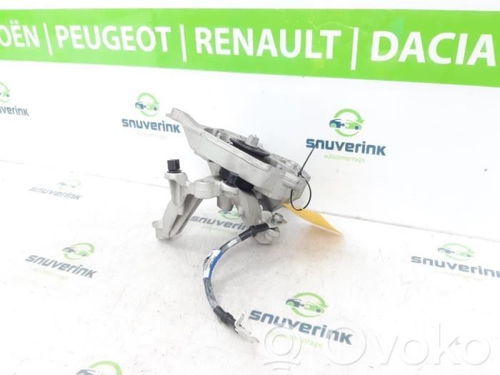 Renault Clio V Engine mount bracket 
