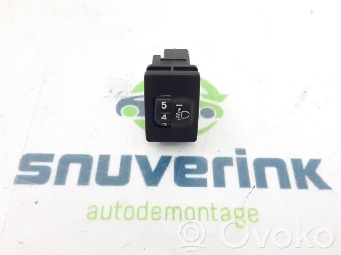 Peugeot 108 Headlight level height control switch