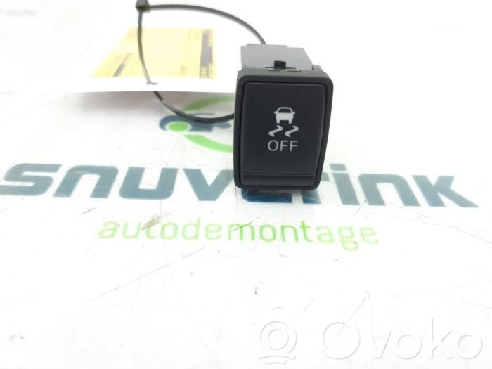 Nissan Qashqai Interruptor ESP (programa de estabilidad) 