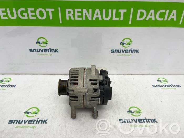 Renault Clio III Ģenerators 