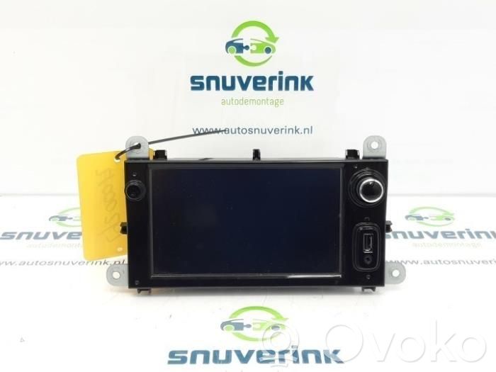 Renault Clio IV Unitate principală radio/CD/DVD/GPS 