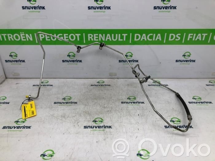 Renault Clio IV Ilmastointilaitteen putki (A/C) 