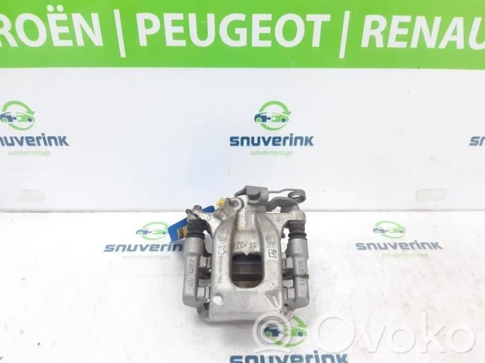 Peugeot 2008 II Tylny zacisk hamulcowy 