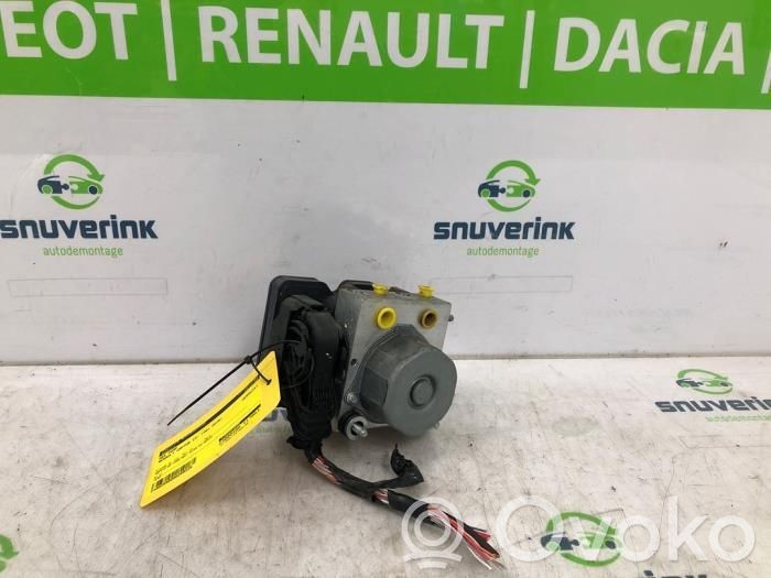 Renault Captur ABS bloks 