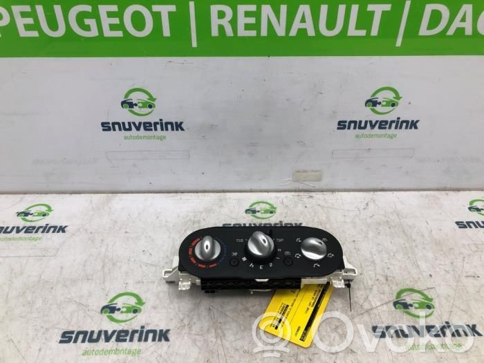 Renault Twingo II Climate control unit 