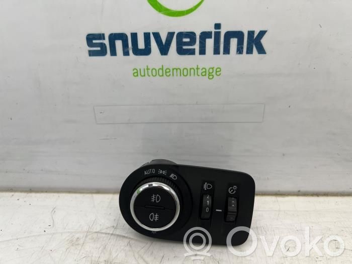 Opel Corsa F Interruptor de luz 