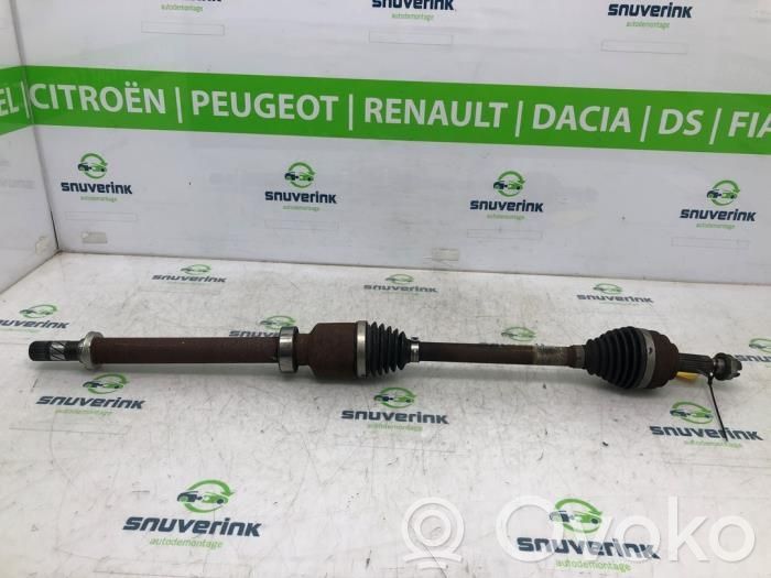 Renault Clio IV Półoś przednia 