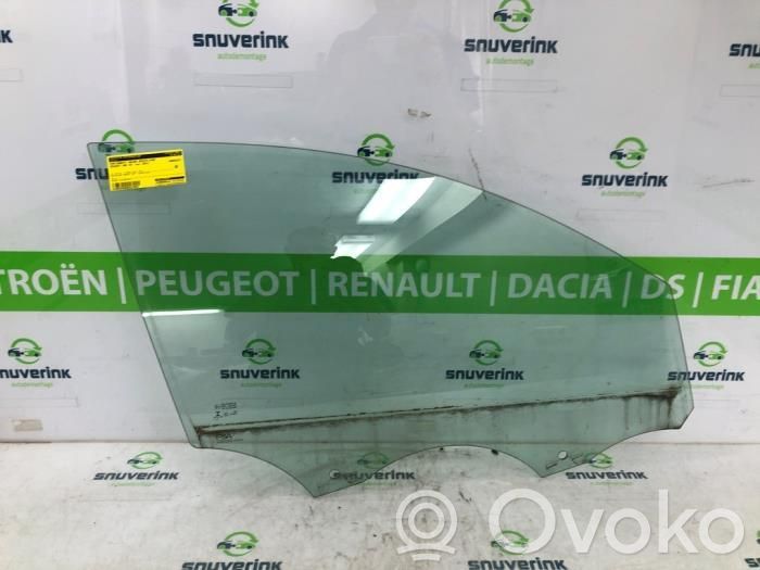 Peugeot 208 II Szyba drzwi przednich 