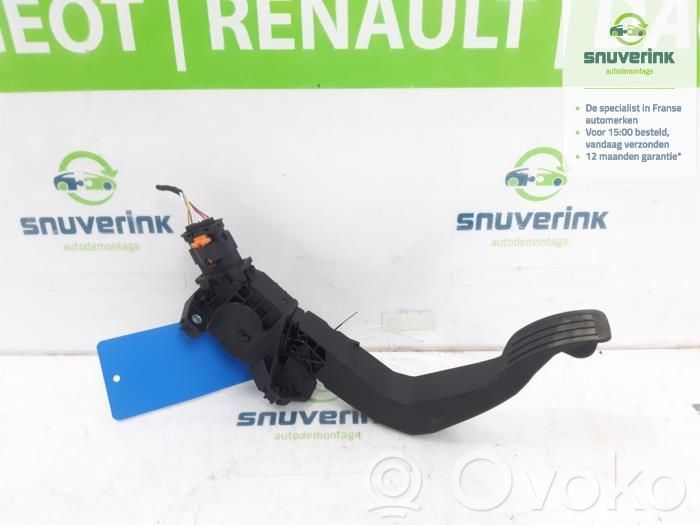Peugeot 208 II Pedală accelerație 
