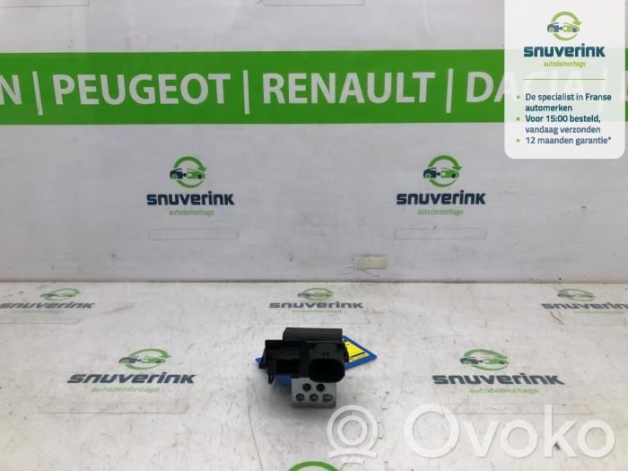 Peugeot 208 II Motorino ventola riscaldamento/resistenza ventola 