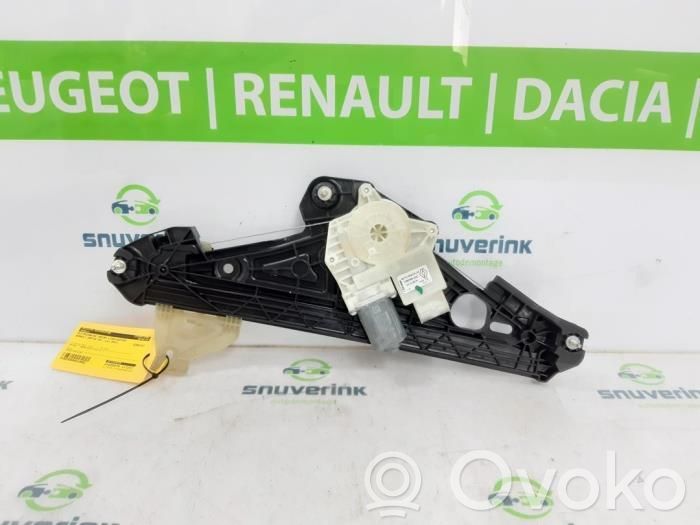 Renault Captur II Meccanismo di sollevamento del finestrino posteriore senza motorino