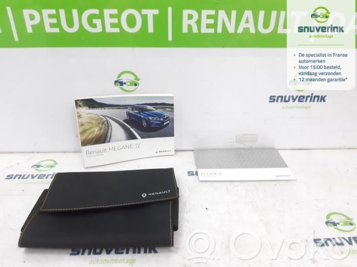 Renault Megane IV Käyttöopas 