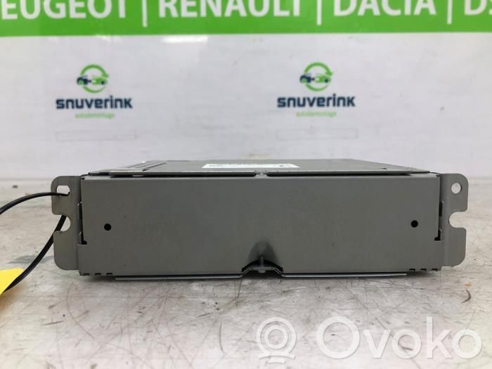 Panel / Radioodtwarzacz CD/DVD/GPS   281151114R,281153367R,281155144R,93457915,93458724,93458903,95524474,A2C85817111